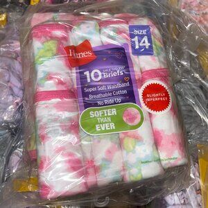 Hanes Girls’ Tagless Briefs – LOT 78 - 240 pcs – 24 packs (10 ea) – Sz 14 - NEW